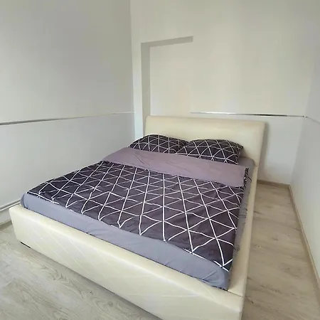 Silver Stone By Grafit アパート *