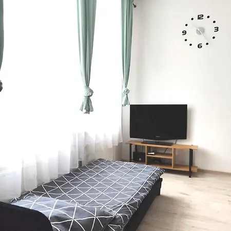 Silver Stone By Grafit Legnica